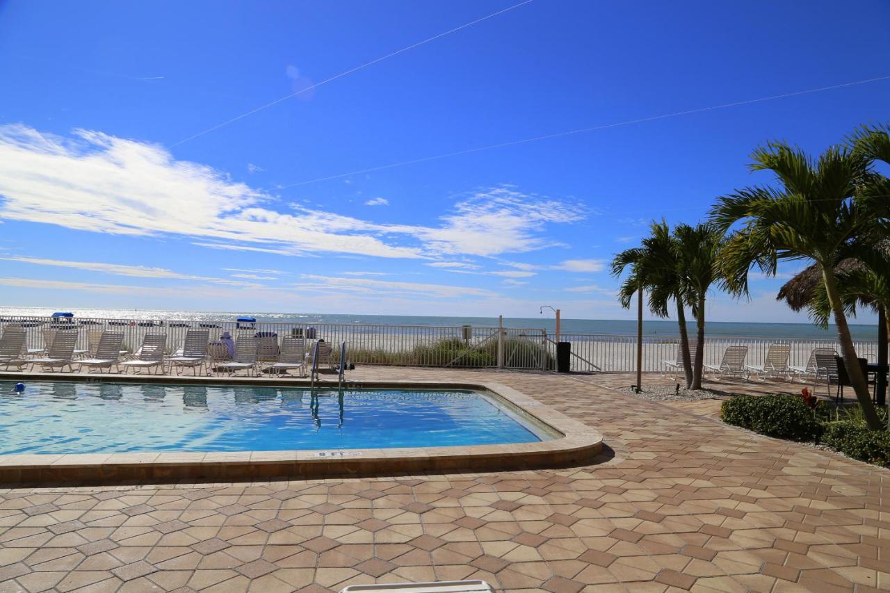 201 Sandy Shores Condos St. Pete Beach Exterior foto